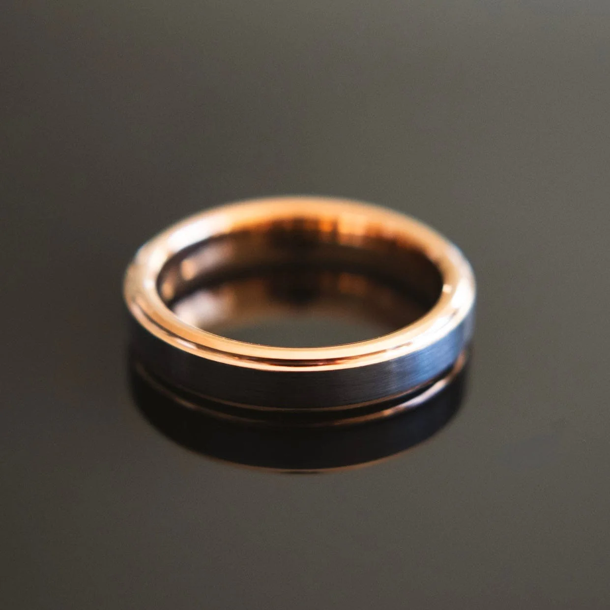 THE ROYAL HERS - Image 5